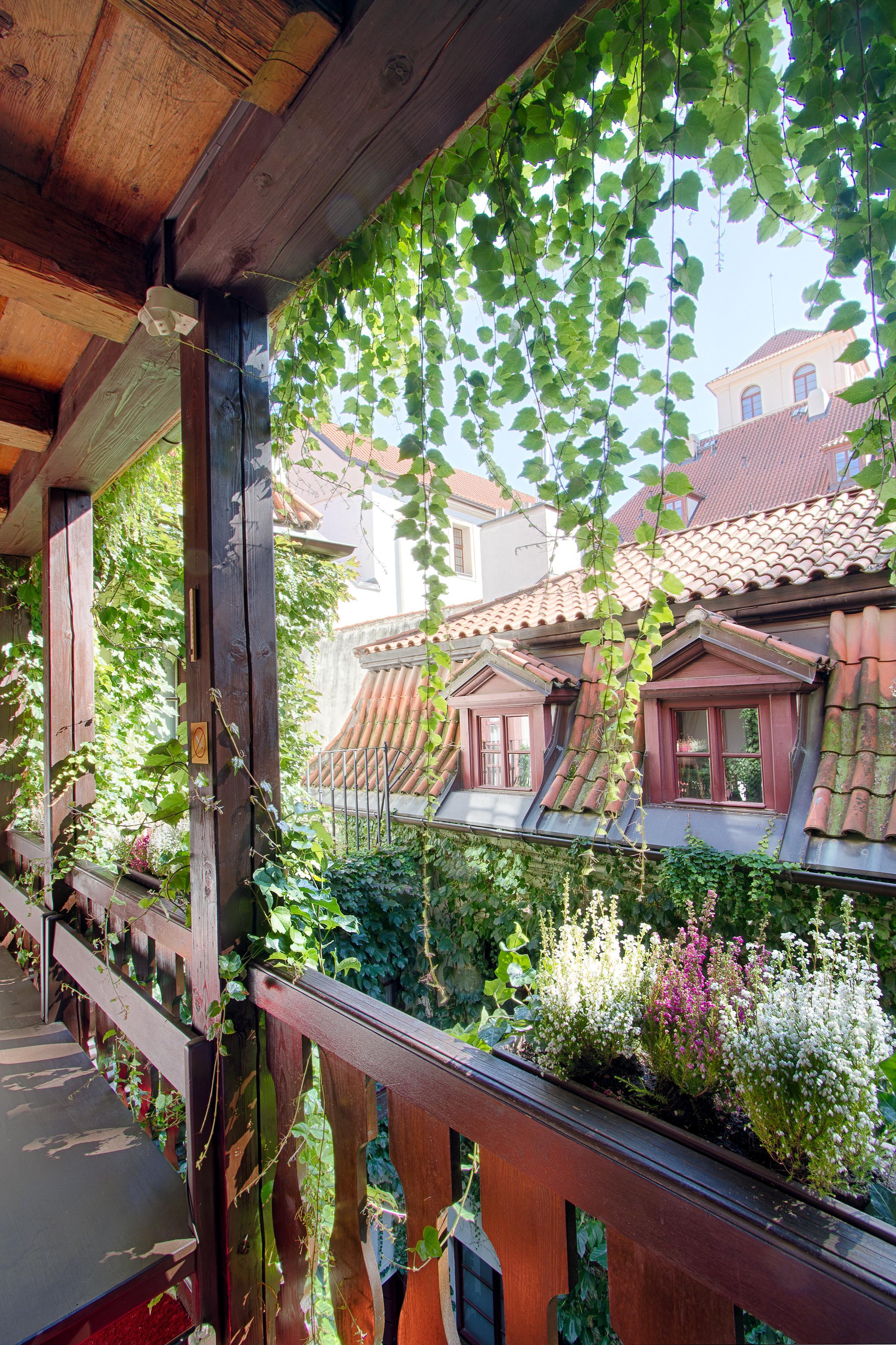 Hotel Waldstein Prague Exterior photo