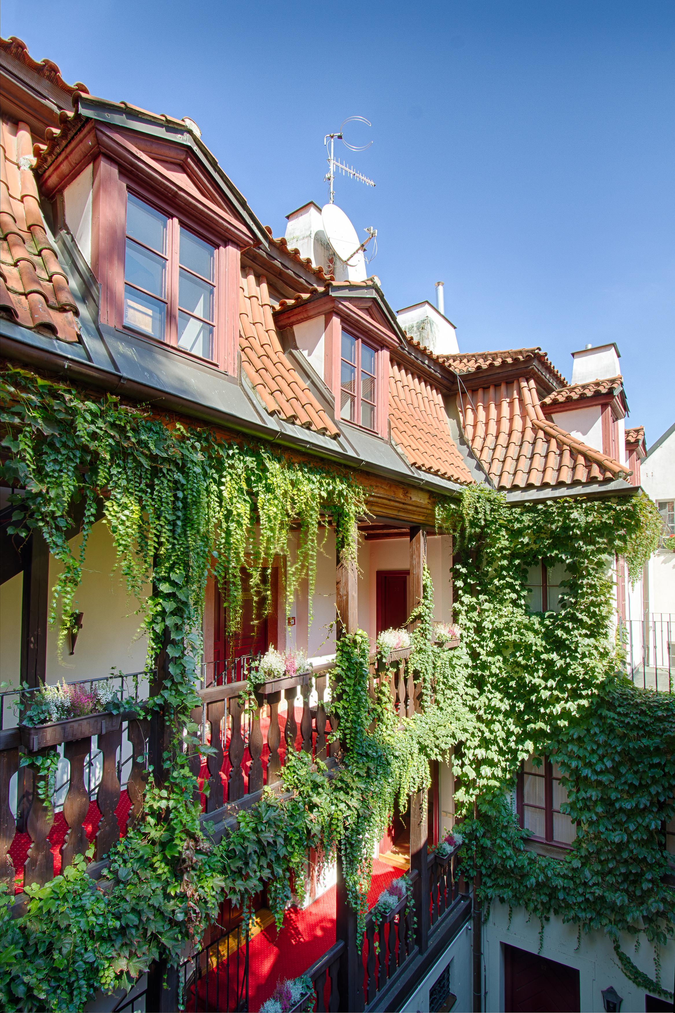 Hotel Waldstein Prague Exterior photo