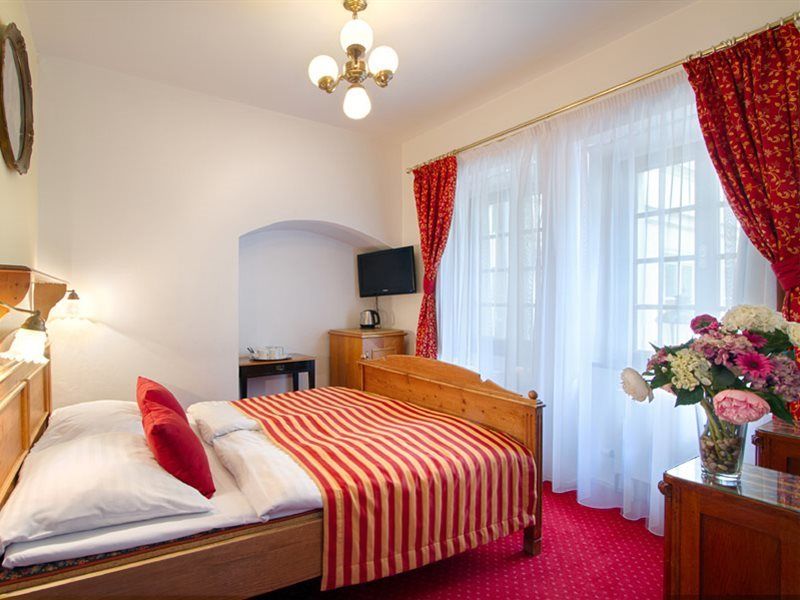 Hotel Waldstein Prague Exterior photo